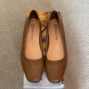 Bella Vita Women's Tan Loafers